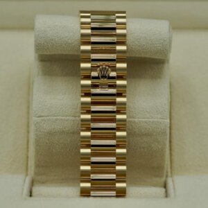 Superclone Rolex Day-Date 36 mm Carnelian wijzerplaat 128348RBR