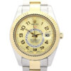 Rolex Sky-Dweller 42 mm mit goldenem Zifferblatt 326938