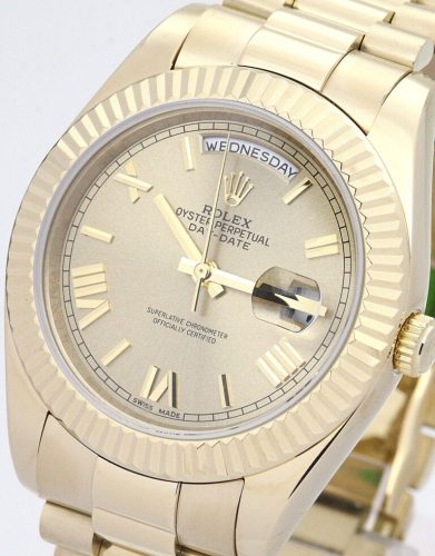 Replica Rolex Day-Date II 40mm Gold Dial 218238 photo review