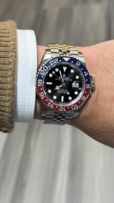 Replica Rolex GMT-Master II 40mm 126710BLRO “Pepsi” Oyster photo review