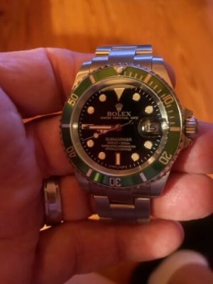 Replica Rolex Submariner 40mm Black Dial 16610LV “Kermit” photo review