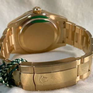 Superclone Rolex Sky-Dweller 42 mm Champagne Dial 336938