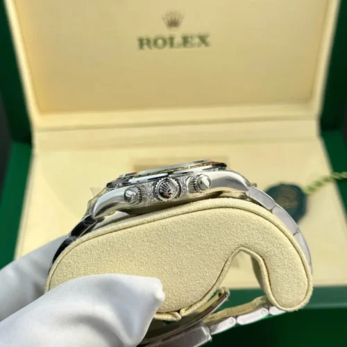 Replica Rolex Daytona 39mm Black Dial 80250 photo review