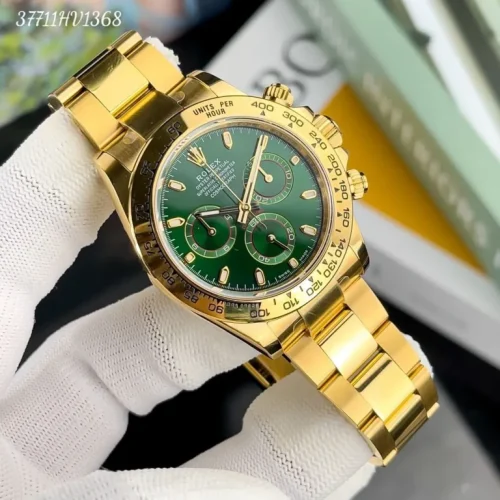Replica Rolex Daytona 39mm Green Dial 1454244 photo review