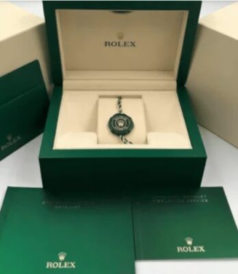 Replica Rolex Wooden Box photo review