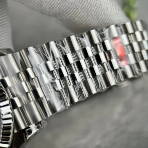 Replica Rolex Datejust 36mm White Dial 16220-2 photo review