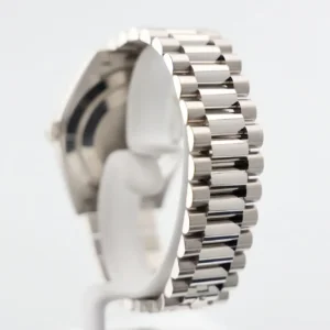 Superclone Rolex Day-Date 40 mm blaues Zifferblatt 228239