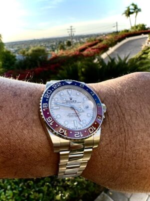 Replica Rolex GMT-Master II 40mm Meteorite Dial 126719BLRO “Superman” photo review