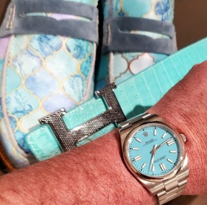 Replica Rolex Oyster Perpetual 41mm Yellow Dial 124300 photo review