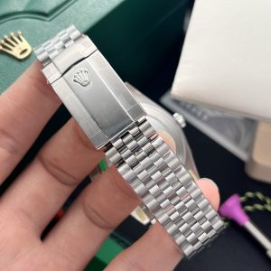 Replica Rolex Datejust Black Dial 126334-0018 41 mm
