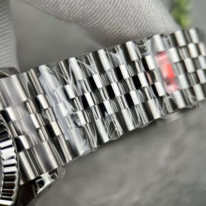 Replica Rolex Datejust White Roman Dial 126334-0024 41 mm