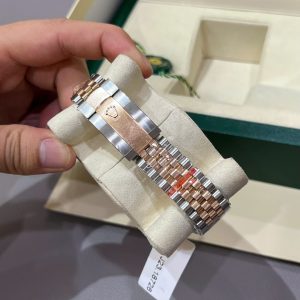 Replica Rolex Datejust Mother of Pearl Dial 126231-0021 36 mm