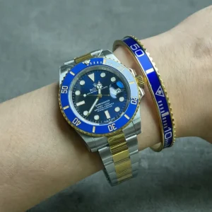 Autre point de vue sur Replica Bluesy Blue Submariner Gold Tone Bracelet