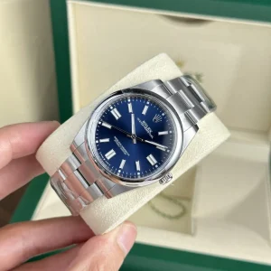 Alternatieve kijk op Replica Rolex Oyster Perpetual Blue Dial 124300 41 mm