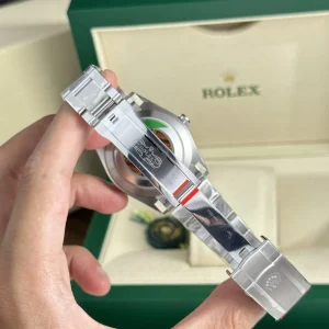 Replica Rolex Oyster Perpetual Blue Dial 124300 41 mm
