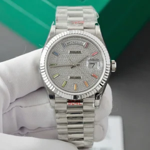 Alternative Sichtweise auf Superclone Rolex Day-Date Diamond-Paved Dial 128236-0003 36 mm