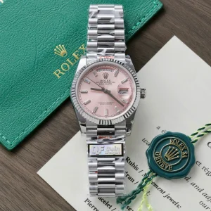 Alternatieve kijk op Superclone Rolex Day-Date Pink Diamond Dial 128239-0071 36 mm