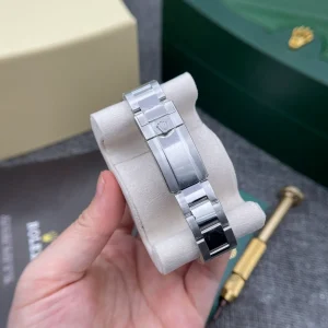 Superclone Rolex GMT-Master II Black Dial 116710