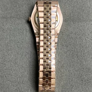 Replica Rolex Land-Dweller 40 mm Everose gold (2025)