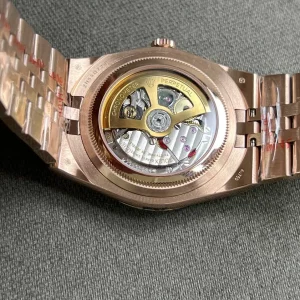 Replica Rolex Land-Dweller 40 mm Everose gold (2025)