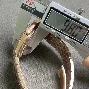 Replica Rolex Land-Dweller 40 mm Everose gold (2025)