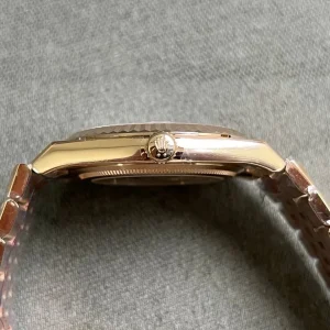 Replica Rolex Land-Dweller 40 mm Everose gold (2025)