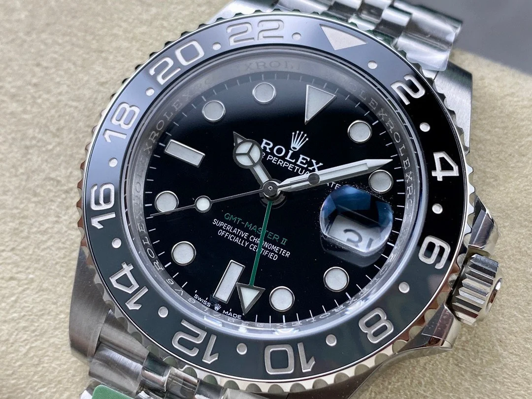 Super Clone Rolex GMT-Master II 126710GRNR “Bruce Wayne” Jubilee 2024 - Image 2