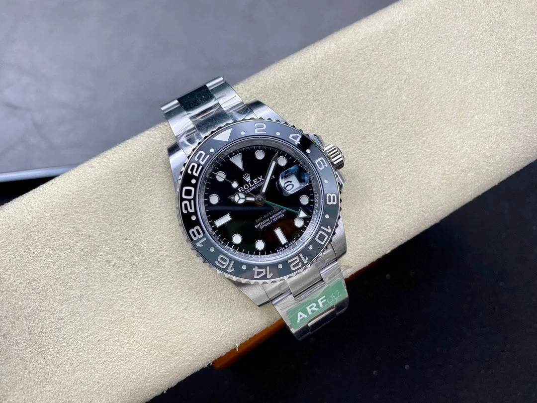 Super Clone Rolex GMT-Master II 126710GRNR “Bruce Wayne” Oyster 2024 - Image 3