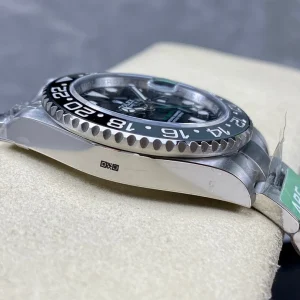 Super Clone Rolex GMT-Master II 126710GRNR “Bruce Wayne” Oyster 2024 - Image 4