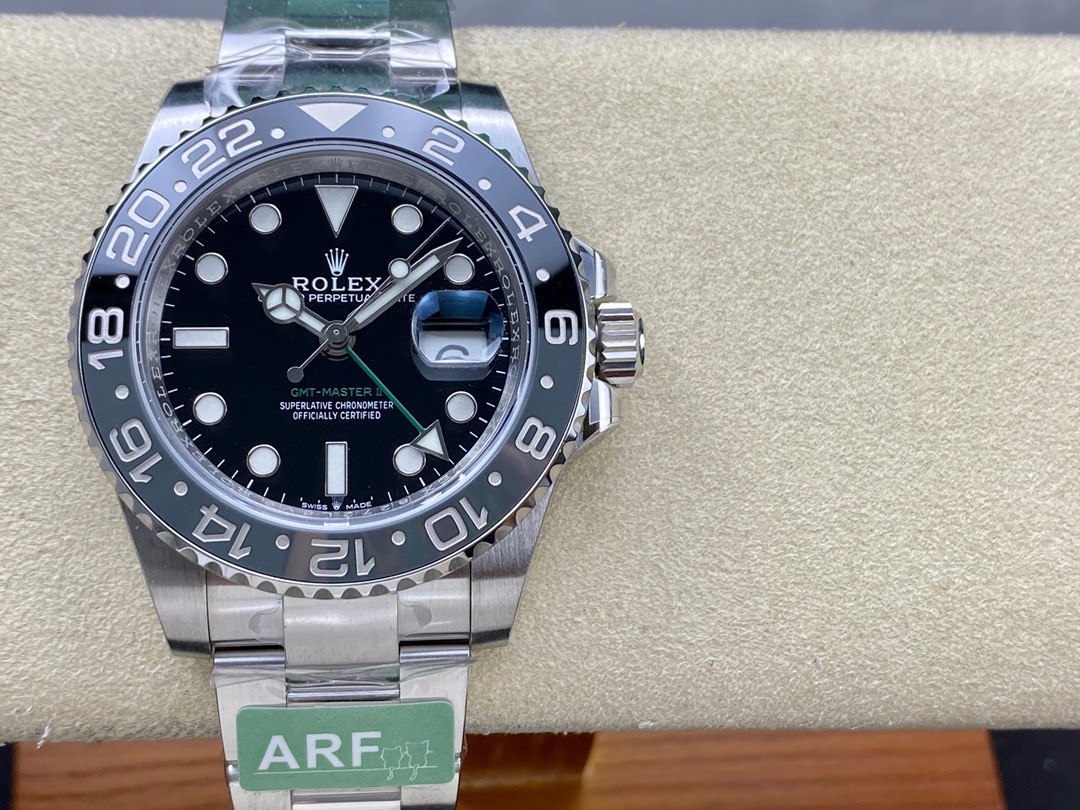Super Clone Rolex GMT-Master II 126710GRNR “Bruce Wayne” Oyster 2024 - Image 8
