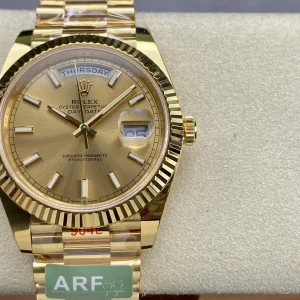 Vista alternativa de Super Clone Rolex Day-Date II Champagne Dial 228238 40 mm