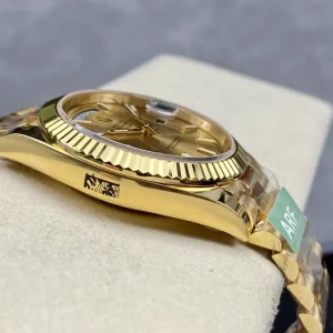 Super Clone Rolex Day-Date II Champagne Dial 228238 40 mm - Image 6