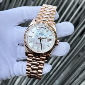 Super Clone Rolex Day-Date White Mother-of-Pearl Diamond Dial 128235-0078 36 mm - Imagen 17