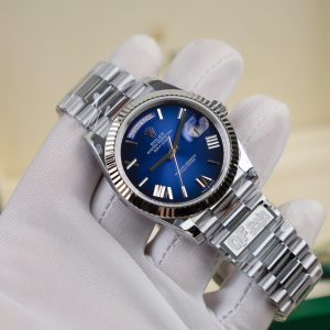 Vista alternativa de Super Clone Rolex Day-Date Blue Ombré Dial 228239-0076 40 mm