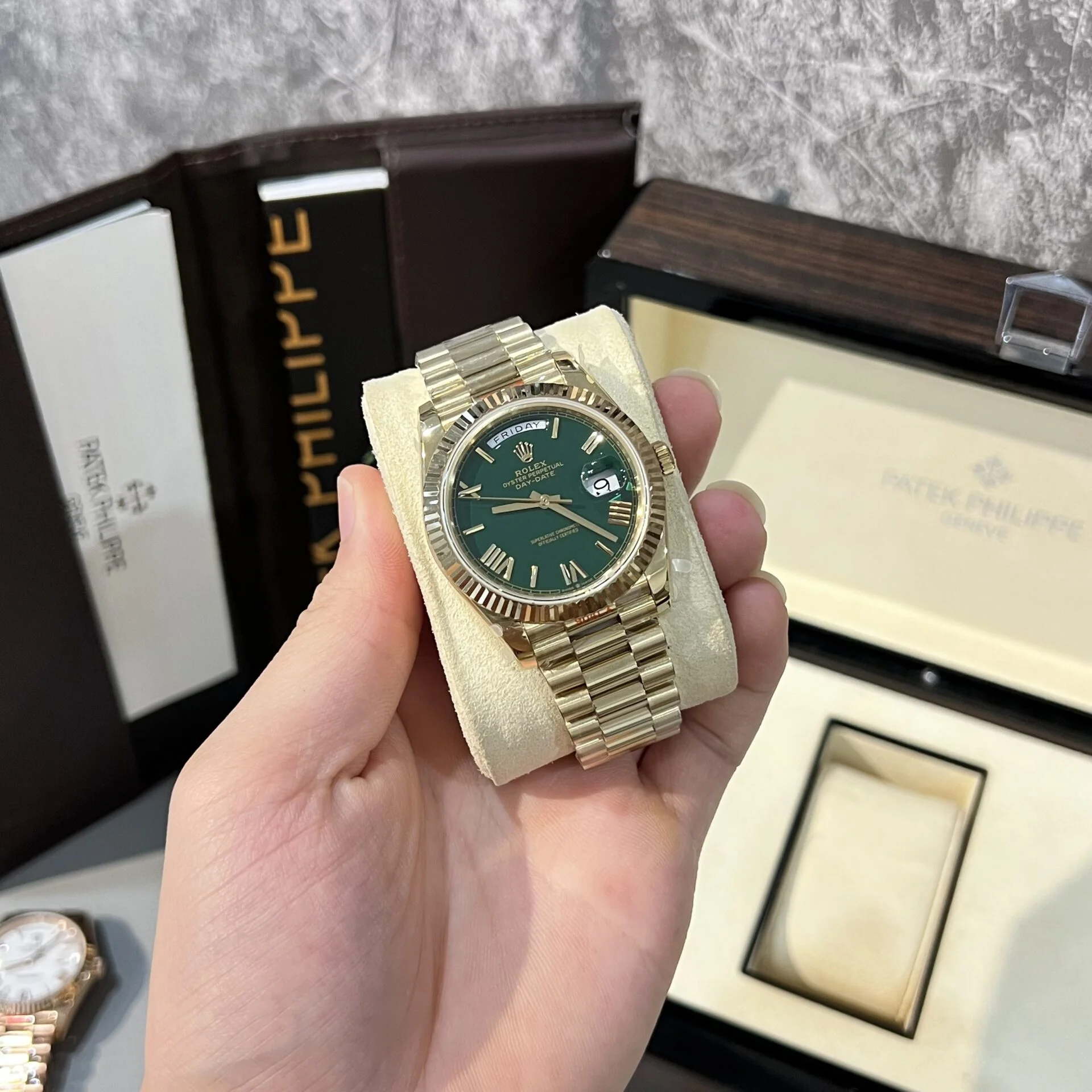 Super Clone Rolex Day-Date Green Dial 228238-0061 40 mm - Image 4