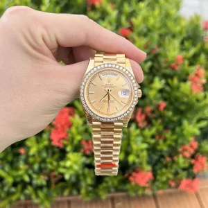 Vista alternativa de Super Clone Rolex Day-Date Champagne Dial 228348rbr-0008 40 mm