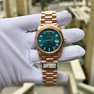 Vista alternativa de Super Clone Rolex Day-Date Blue-Green Diamond Dial 128235-0085 36 mm