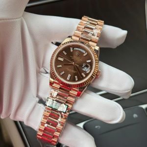 Super Clone Rolex Day-Date Chocolate Diamond Dial 228235-0003 40 mm – Image 4
