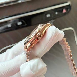 Super Clone Rolex Day-Date Chocolate Diamond Dial 228235-0003 40 mm – Image 6