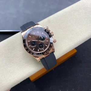 Alternative view of Rolex Daytona 40 mm 126515LN Bright Chocolate Dial
