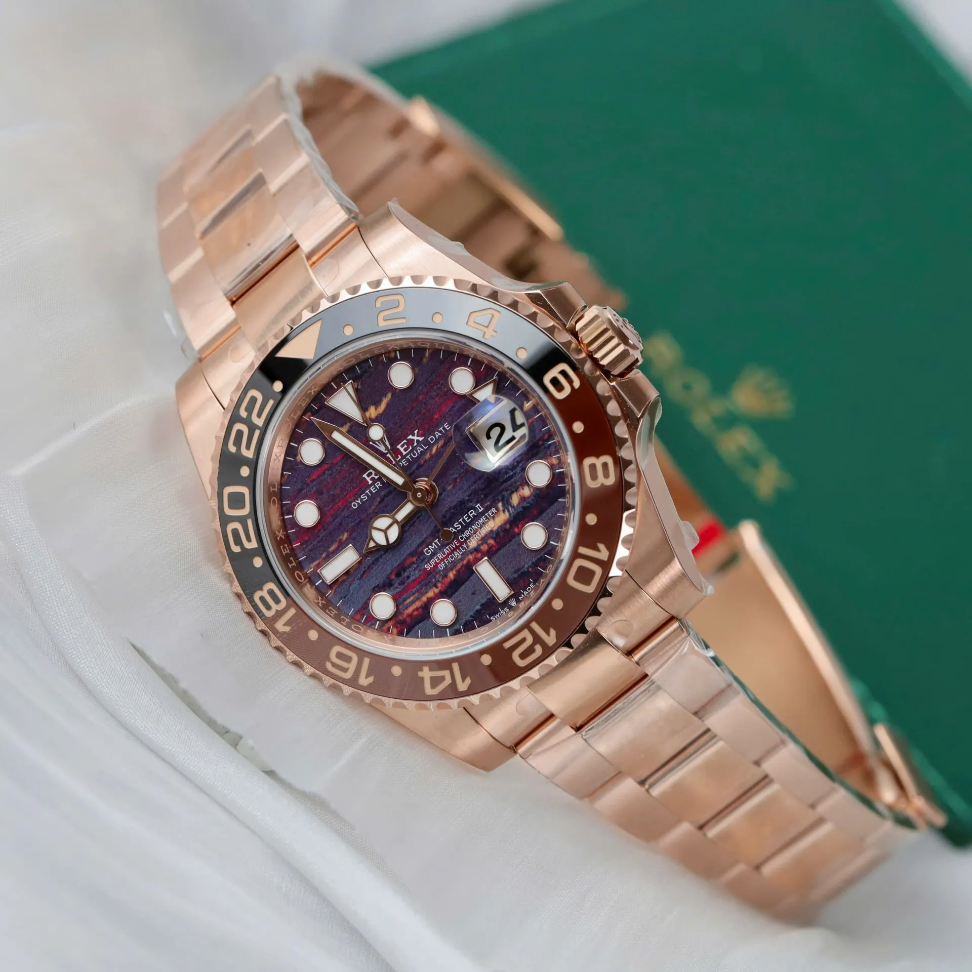 Rolex GMT-Master II 40 mm 126715CHNR Tiger Iron Dial - Image 2