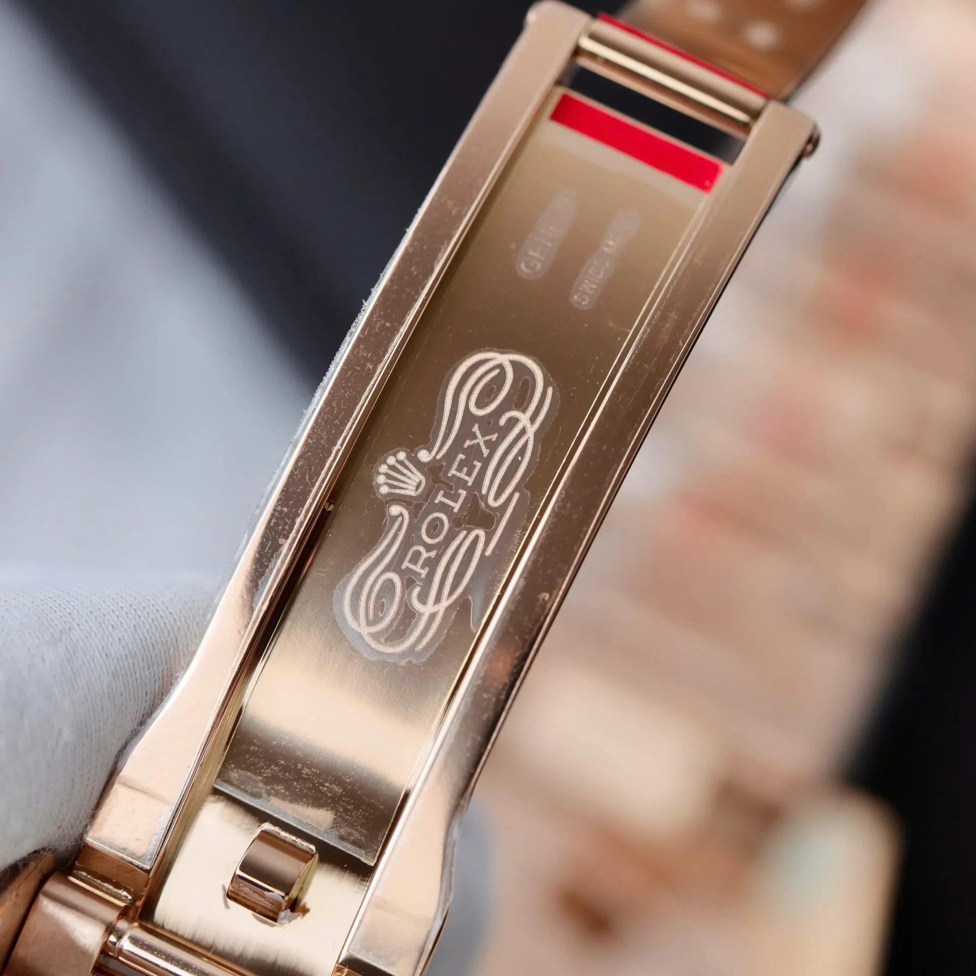 Rolex GMT-Master II 40 mm 126715CHNR Tiger Iron Dial - Image 12