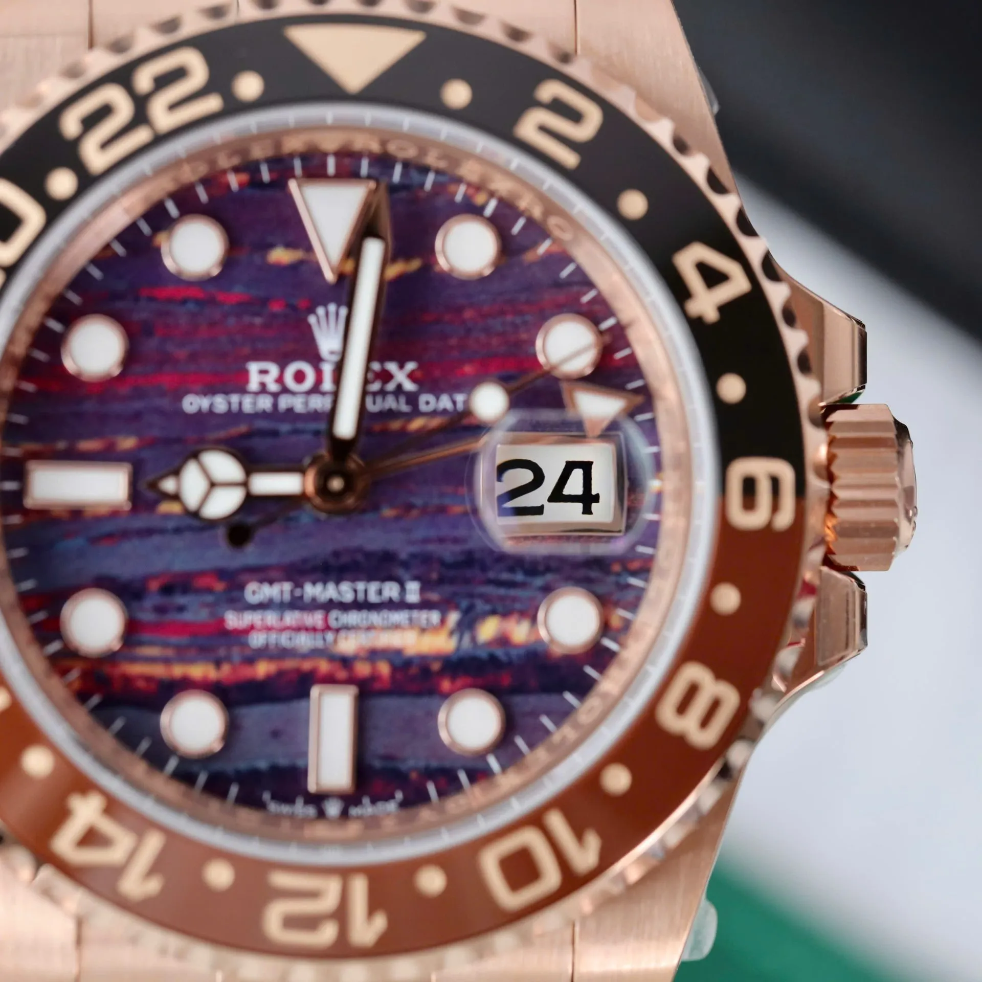 Rolex GMT-Master II 40 mm 126715CHNR Tiger Iron Dial - Image 6