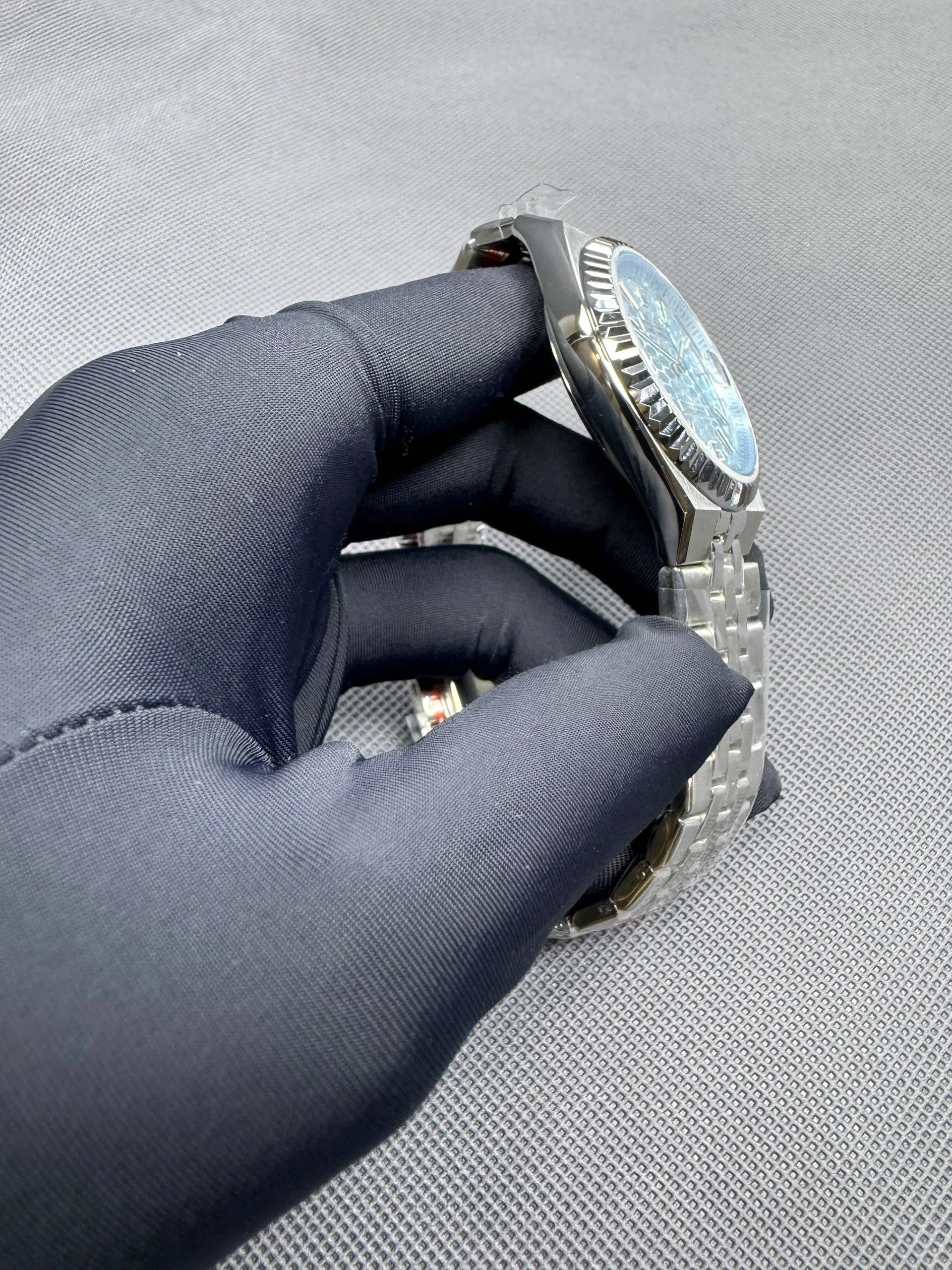 Rolex Land-Dweller 40 mm Ice Blue Dial - Imagen 9