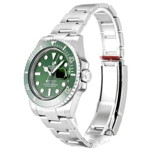 Alternative view of Rolex Submariner Green Dial 116610LV (Hulk)