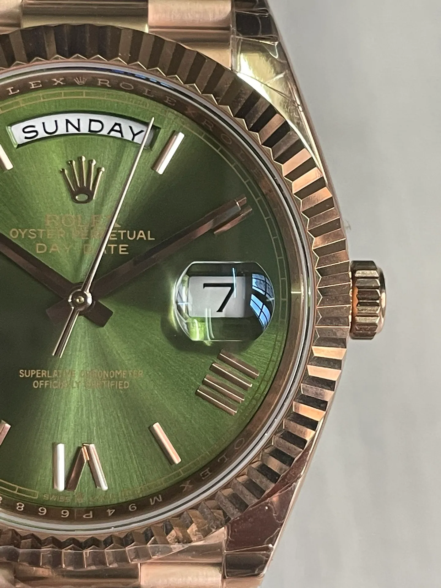 Super Clone Rolex Day-Date Olive Dial 128235 36 mm – Image 9