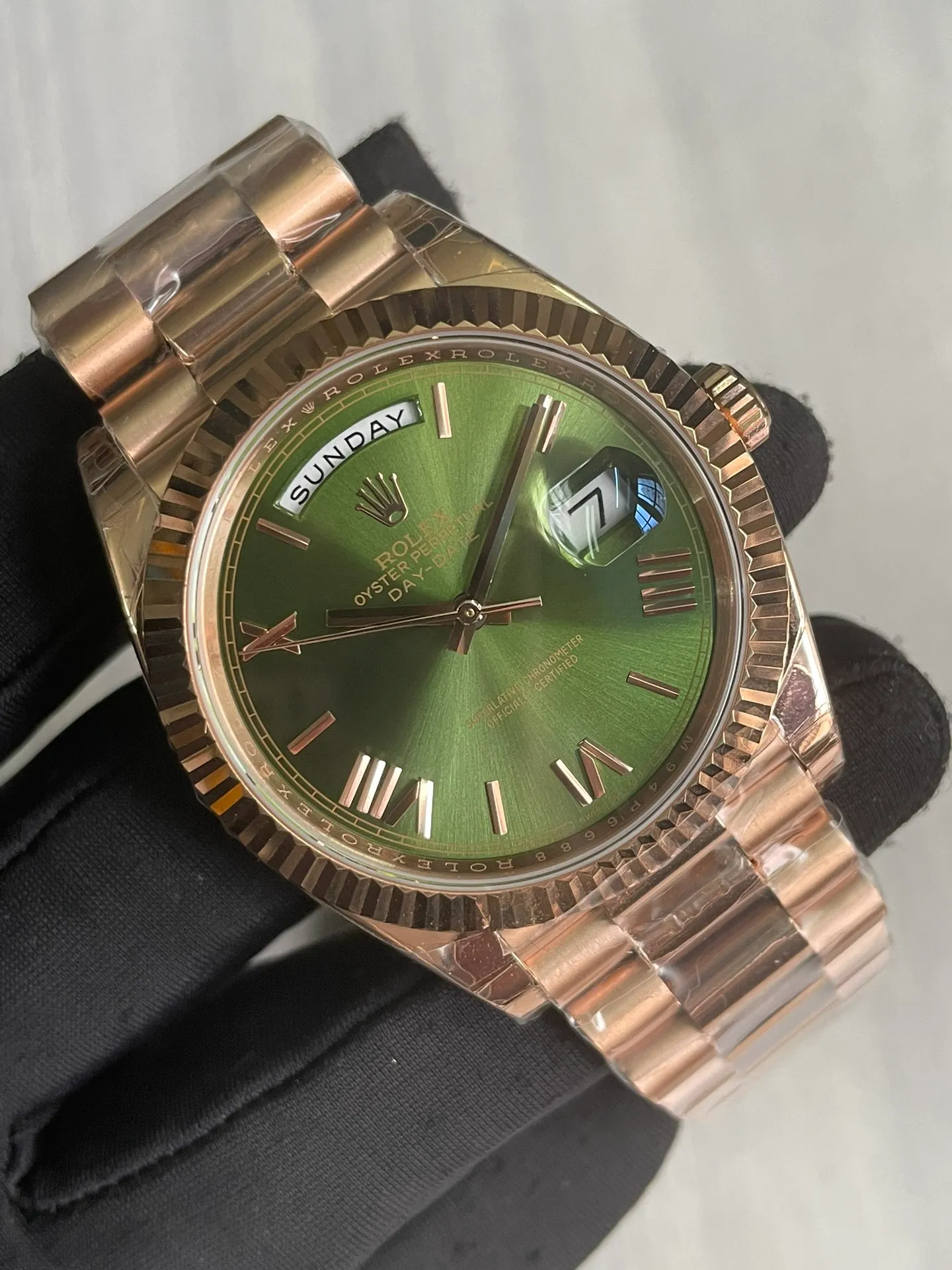 Super Clone Rolex Day-Date Olive Dial 128235 36 mm – Image 8