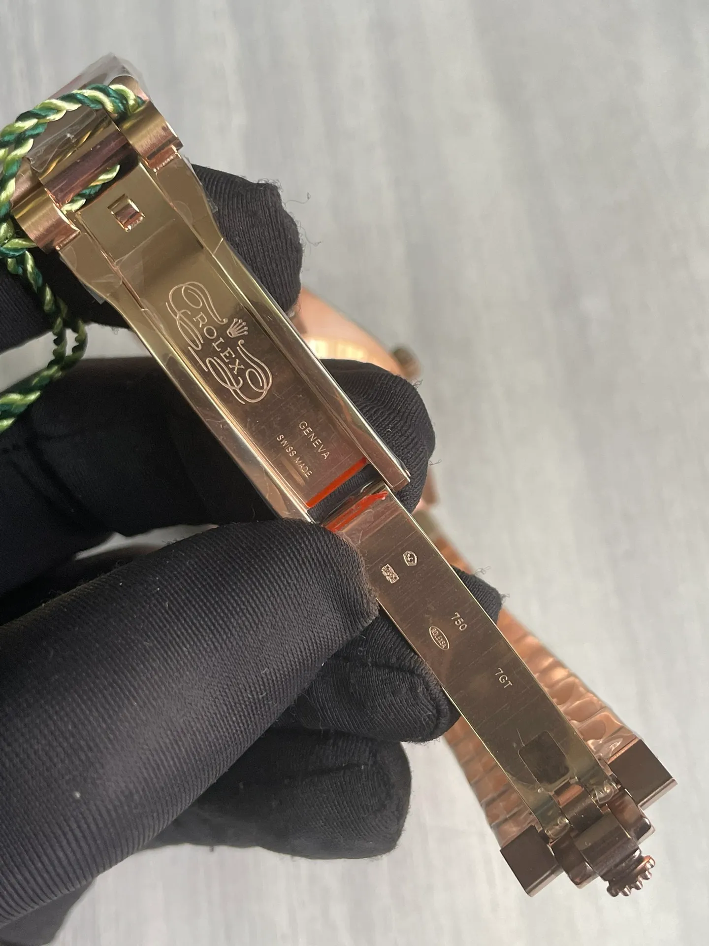 Super Clone Rolex Day-Date Olive Dial 128235 36 mm – Image 3