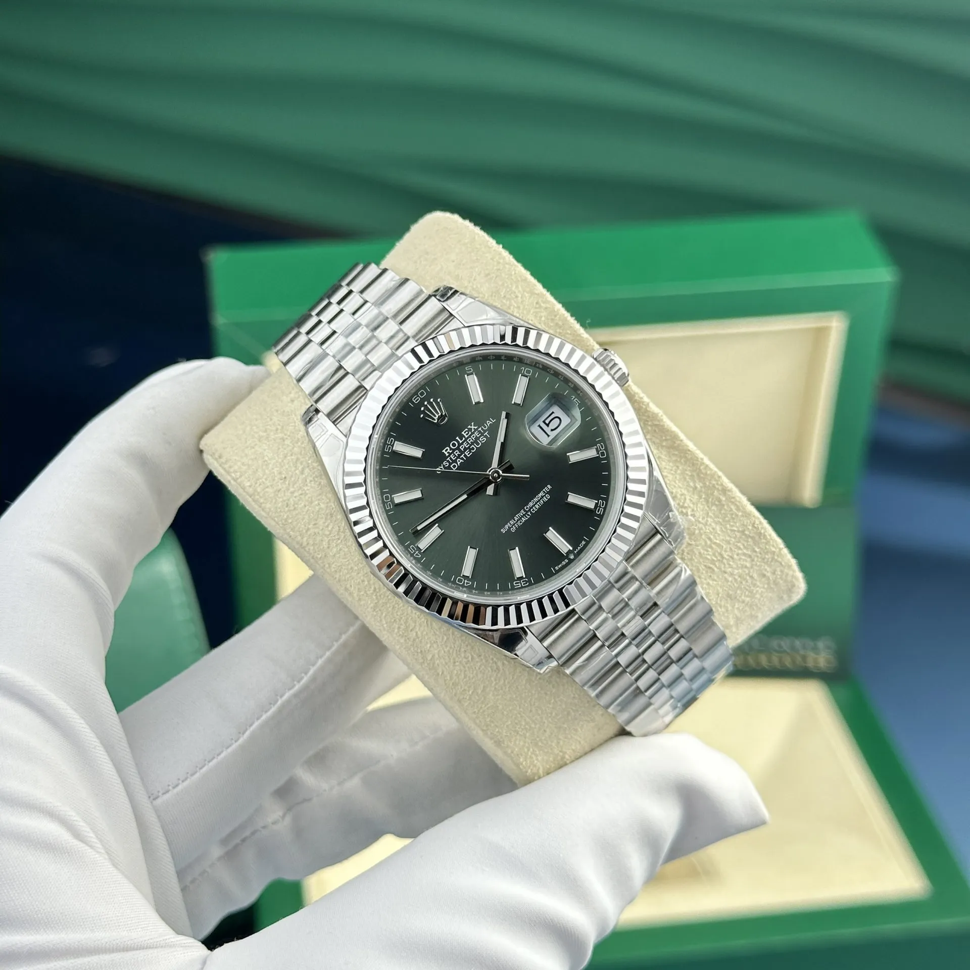 Rolex Datejust Green Dial 126334 Jubilee 41 mm - Image 3