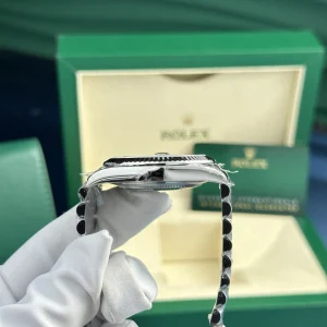 Rolex Datejust Green Dial 126334 Jubilee 41 mm - Image 6